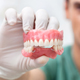 Имеют ли инвалиды право на бесплатное зубное протезирование?