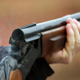Житель Курска на улице застрелил жену из ружья