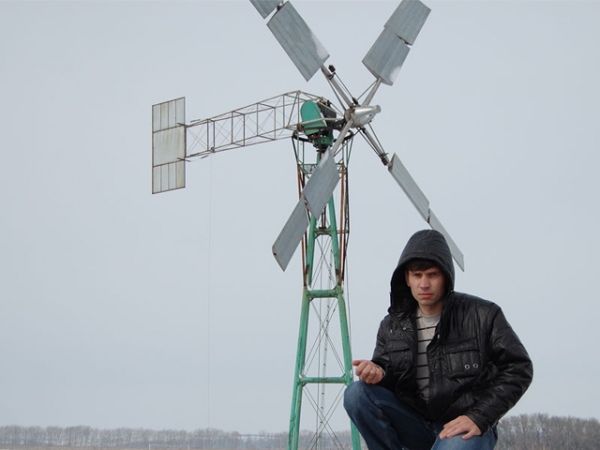 Инженер Петр Тимофеев имеет опыт работы с ветроэлектростанциями