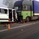 Под Курском в жуткой аварии погибли пять пассажиров микроавтобуса, еще семеро ранены (ФОТО)