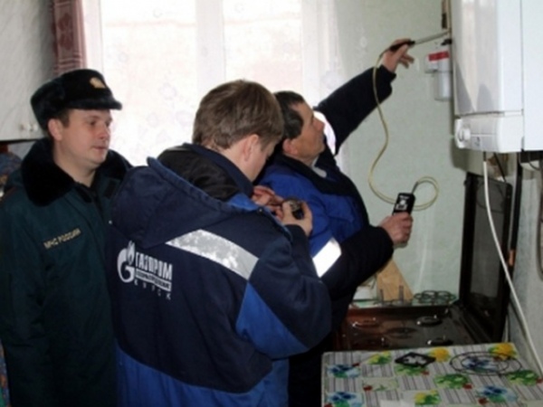 Комплексные проверки стартовали с 16 ноября, после нескольких чрезвычайных ситуаций на территории Российской Федерации, связанных с взрывами бытового газа Комплексные проверки стартовали с 16 ноября, после нескольких чрезвычайных ситуаций на территории Российской Федерации, связанных с взрывами бытового газа
