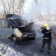 На окраине Курска сгорел автомобиль