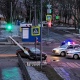 В Курске на улице Школьная машина протаранила два столба