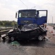 На мосту под Курском в аварии с грузовиками погиб водитель ВАЗа