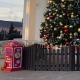 В Курске на Театральной площади установили ящик почты Деда Мороза
