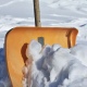 Жители Курска жалуются на незаконную свалку снега