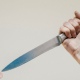 Пьяный житель Курской области воткнул нож в лицо знакомого