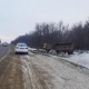 Под Курском вылетел с дороги грузовик, ранен водитель