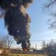 Жителей Курска напугал столб черного дыма над городом