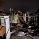 Серьезный пожар в Курске повредил два жилых дома, пострадал человек