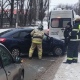 В Курске после ДТП спасатели деблокировали из авто человека