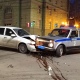 В центре Курска попал в аварию автомобиль полиции