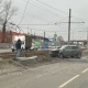 В Курске на улице Литовской автомобиль врезался в столб