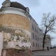 На фасаде здания будущей гостиницы в центре Курска разместили баннер
