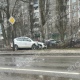 В Курске на ПЛК после столкновения в ДТП машину выбросило на рельсы