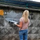 В Курске закрасили более 70 надписей с рекламой наркотиков