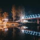 В Курске на пешеходном мосту на Боевке включили декоративную подсветку