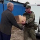 В Курской области бойцы ВС РФ доставляют гуманитарную помощь жителям обстреливаемого приграничья