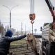 В Курске на улице Энгельса устанавливают бетонные ограждения
