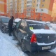 В Курске столкнулись встречные автомобили на проспекте Дериглазова