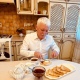 Врио замгубернатра Курской области показал завтрак с блинами