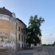 В Курске сняли баннер, прикрывавший исторические постройки в центре города