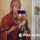 В Курской области в оскверненном храме замироточила икона