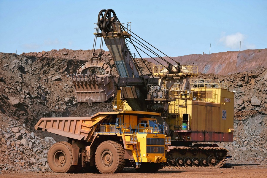 Missionerlik pozitsiyasi pornosini onlayn tomosha qiling Biseksual er va xotin porno