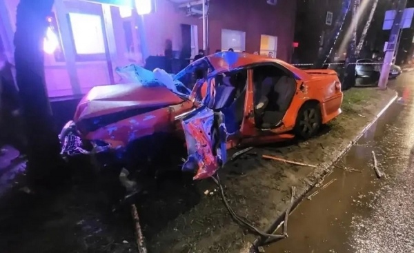 � ������ � ������ � ��������� ����� 21-������ ������