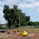 Детскую площадку под Курском построили возле кладбища