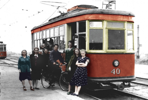 Начало сентября 1943 года. В освобожденном Курске пускают трамвай
