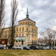 Как в центре Курска восстанавливают здание со шпилем