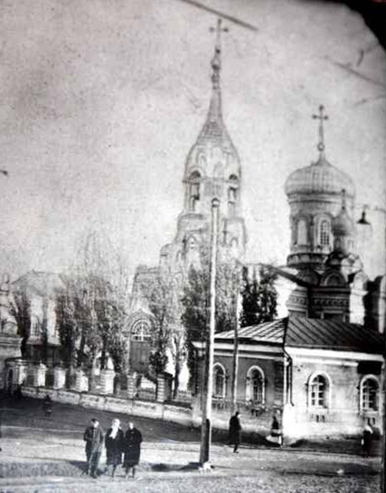 Храм был разрушен в 1929 году Храм был разрушен в 1929 году