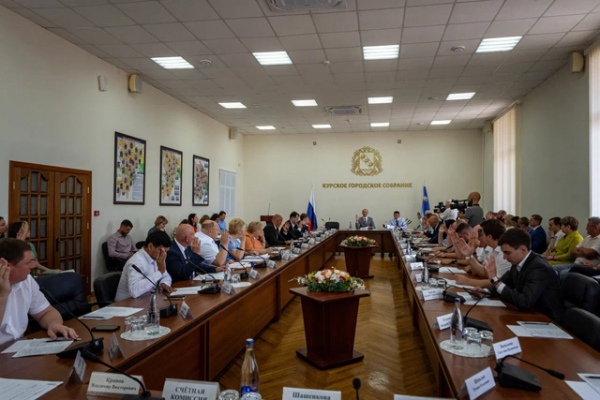 Депутаты поддержали продажу городских электросетей Депутаты поддержали продажу городских электросетей