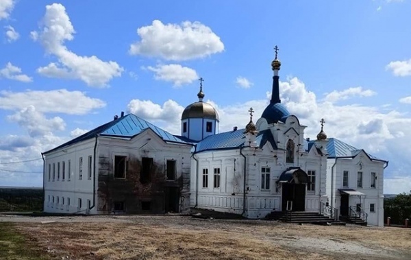Во время вторжения ВСУ в августе этого года обитель разрушена Во время вторжения ВСУ в августе этого года обитель разрушена