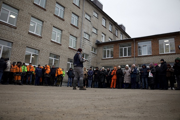 Поиски пропавшего ребенка объединили более 500 человек Поиски пропавшего ребенка объединили более 500 человек