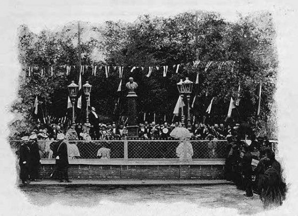 Открытие памятника М. С. Щепкину в городе Суджа 9 мая 1895 года Открытие памятника М. С. Щепкину в городе Суджа 9 мая 1895 года