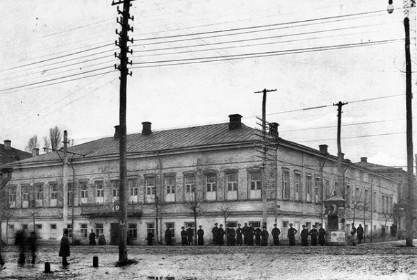 ��� ������� ��������� ������� � ������ �� ���� ���������� (������) � ��������� (��������) ��� �������� ����� ����������� �������� ������. �� �� ����������